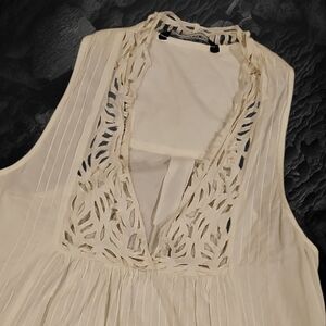 Kas New York SZ M 100% Cotton Ivory Sleeveless V-Neck Eyelet Cut Out Tunic NWOT